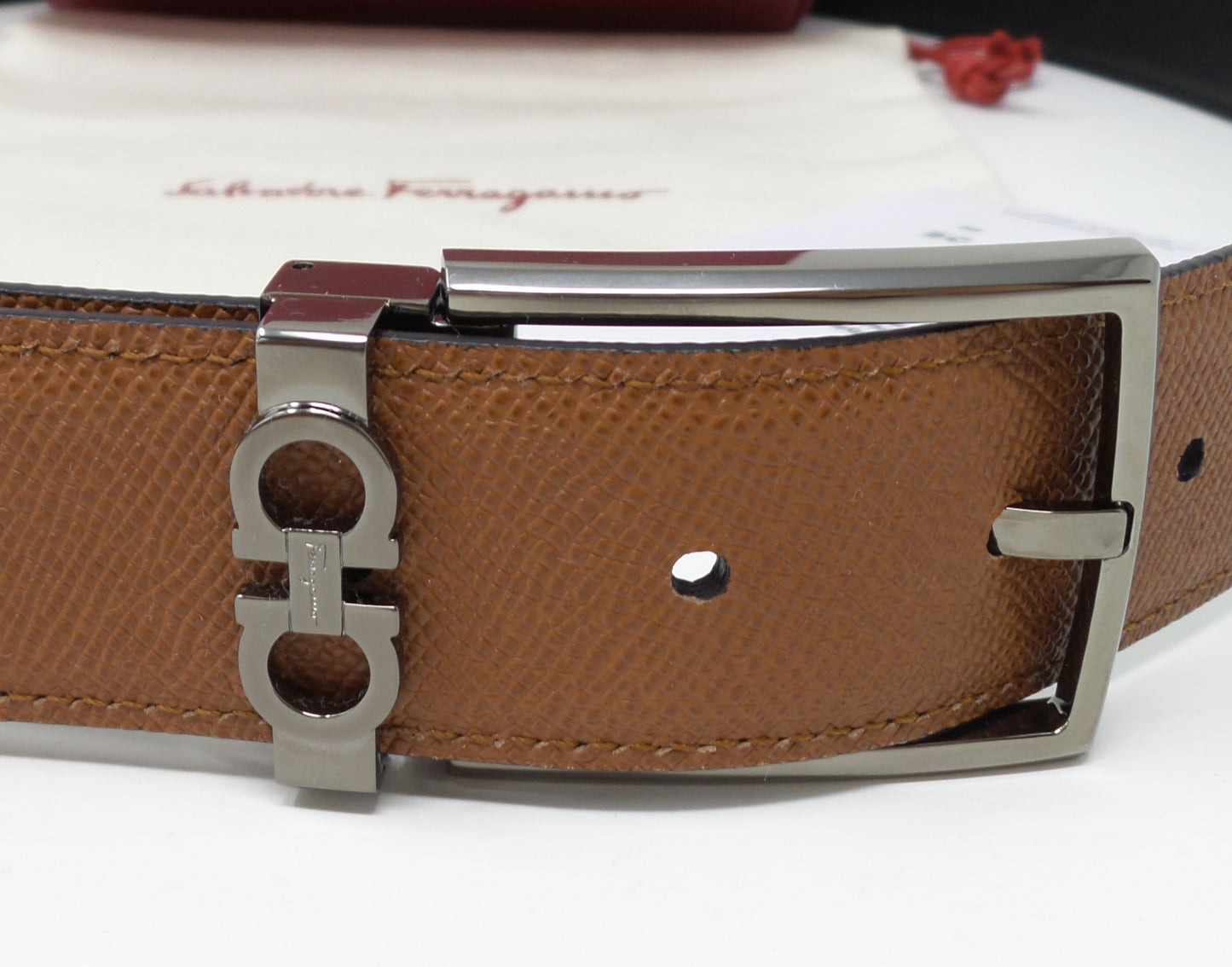 New Reversible Brown / Black Leather Gancini Adjustable Belt