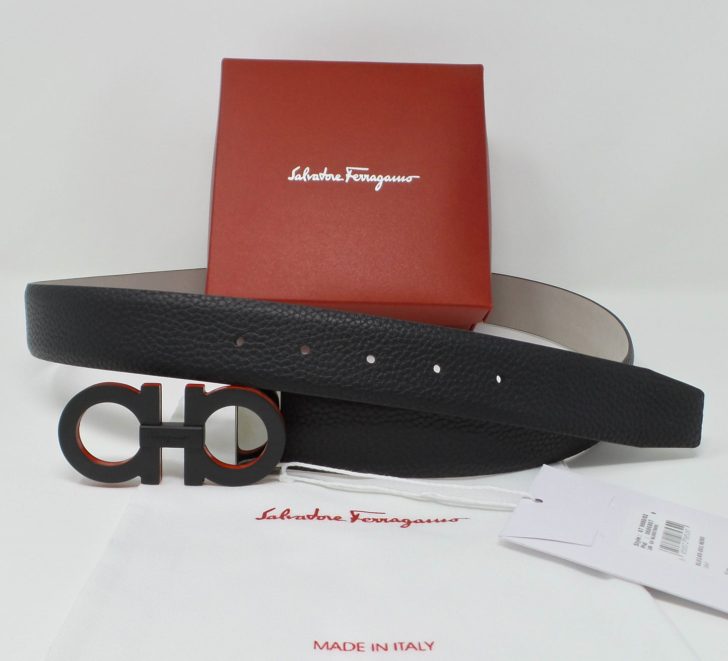 New Adjustable Gancini Belt Black Leather Unisex Black / Red Medium Buckle