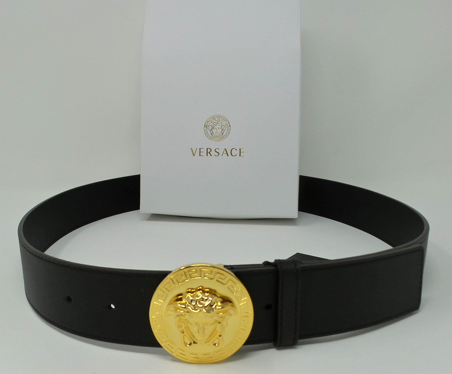 Gold Medusa Round Buckle Belt Black Leather
