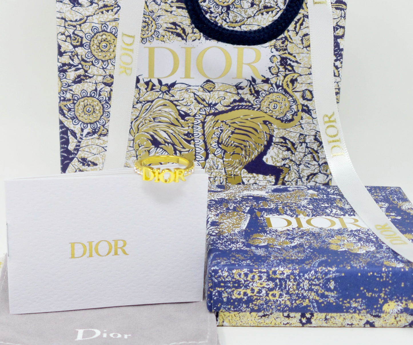 New Dio(r)evolution Ring Gold-finish Metal Crystal Pave