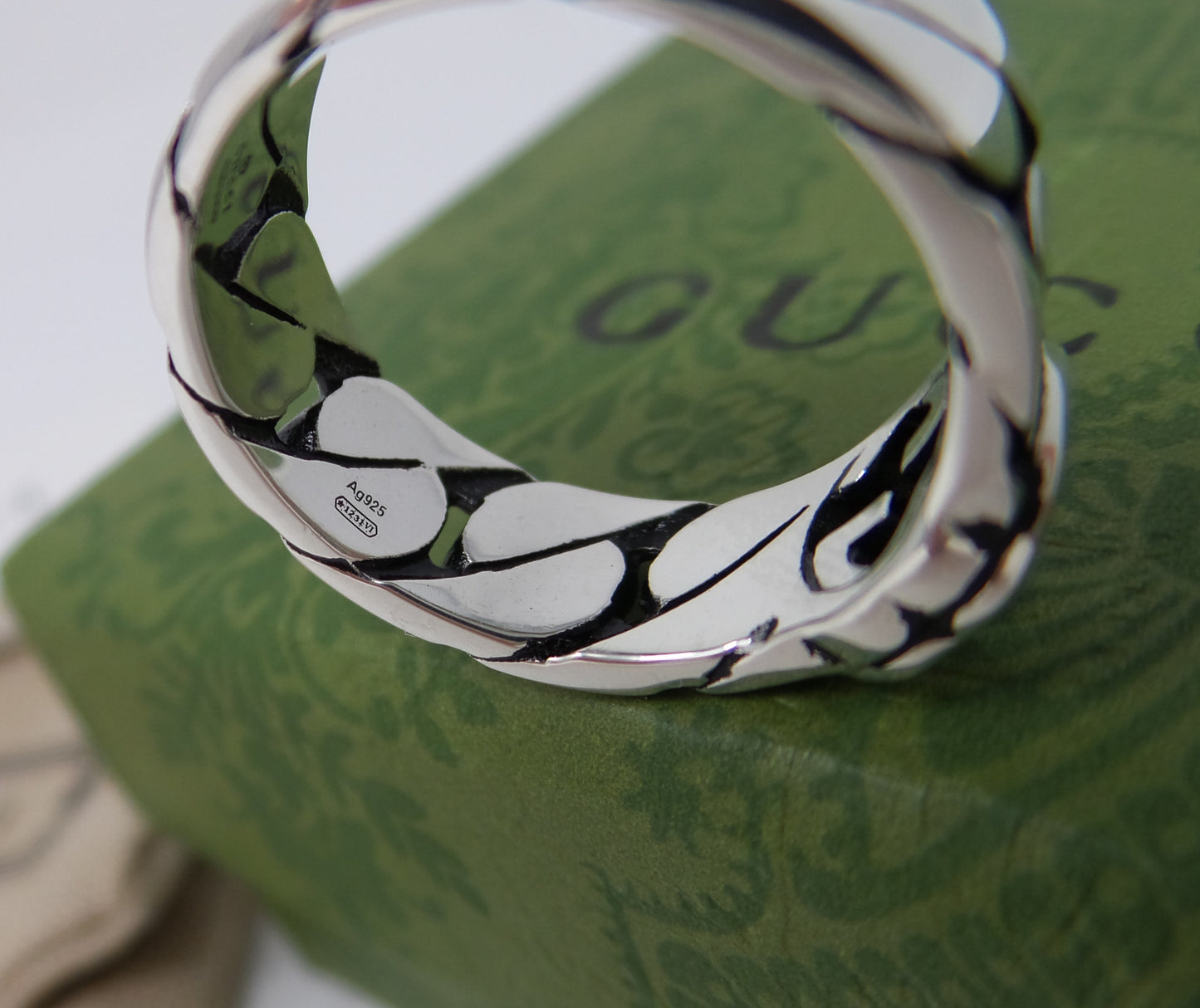Unisex 925 Silver Ring with Interlocking G
