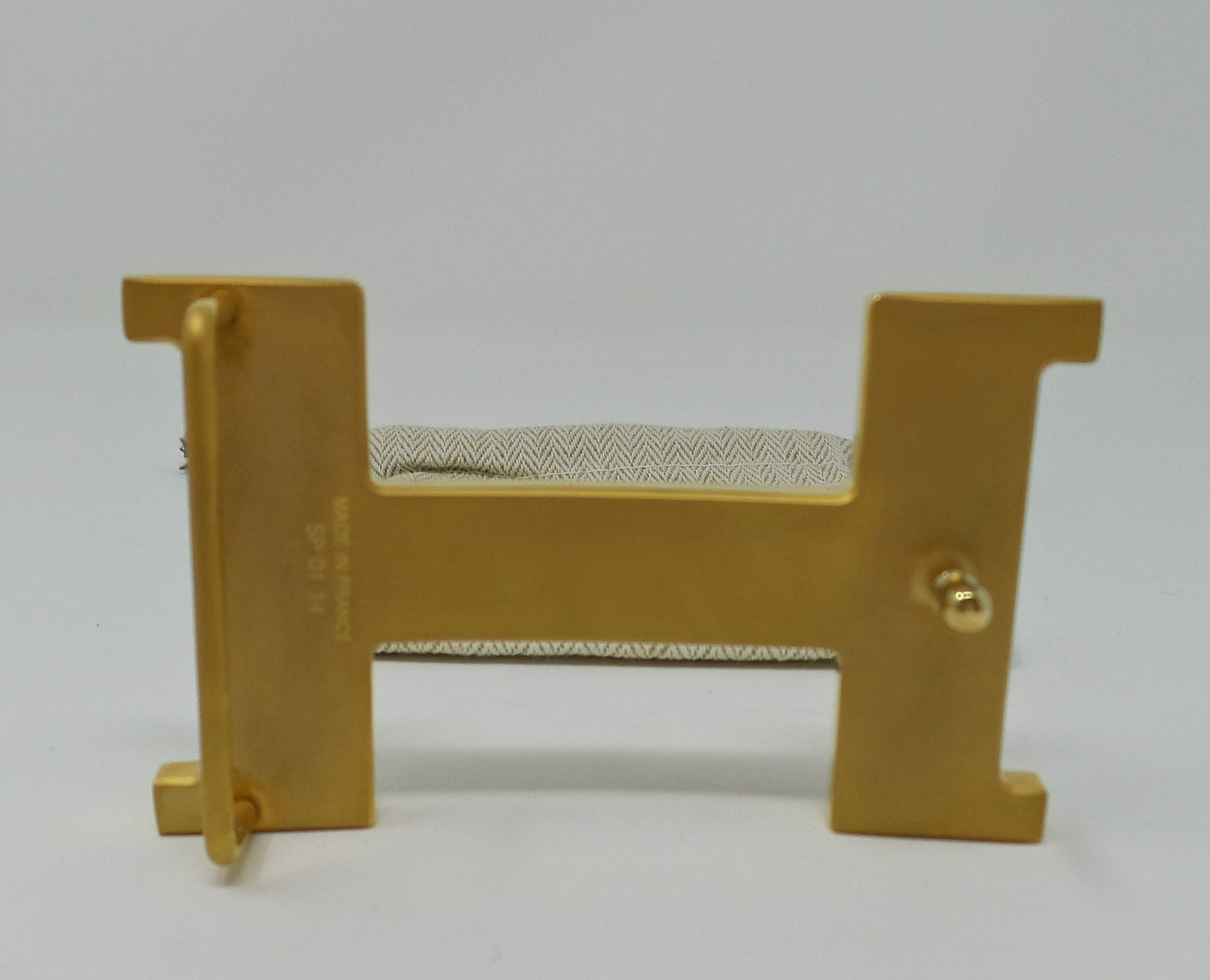 New 38 MM Constance Large H Buckle Gold