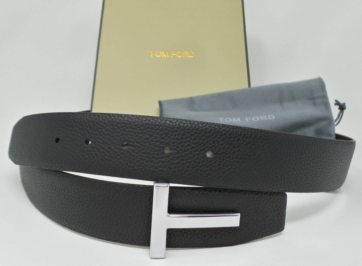 New Soft Grain Leather Reversible Black / Brown Belt With Silver T Buckle