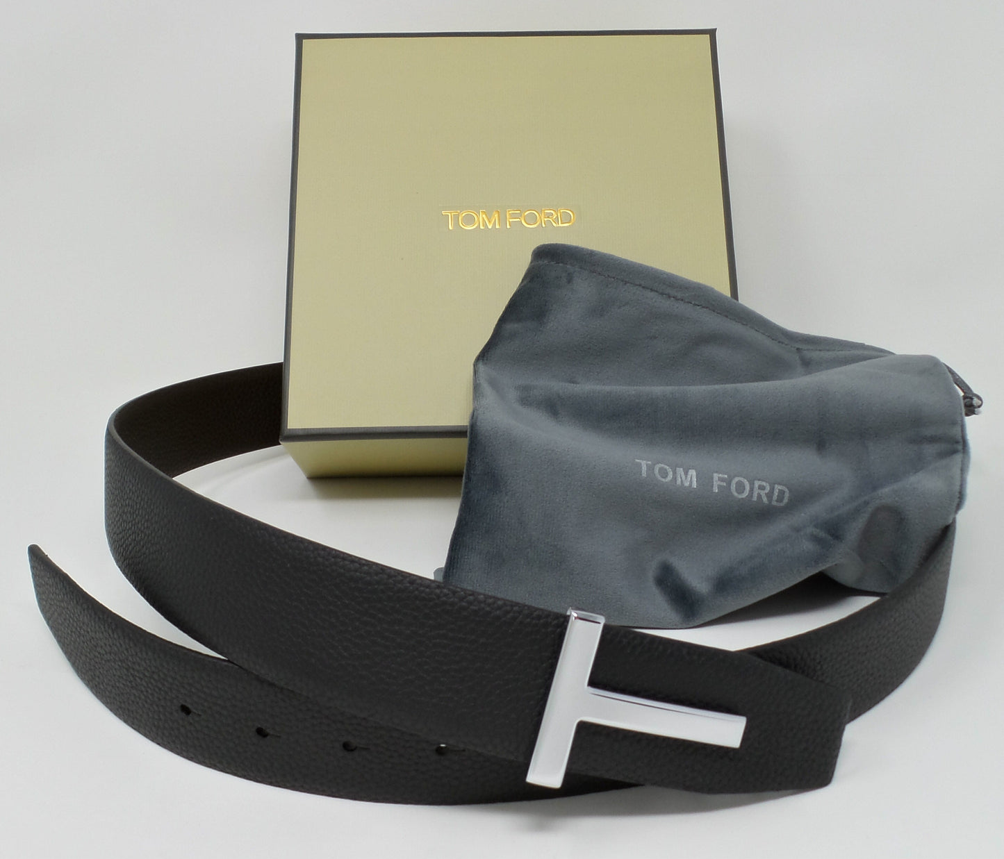 New Soft Grain Leather Reversible Black / Brown Belt With Silver T Buckle