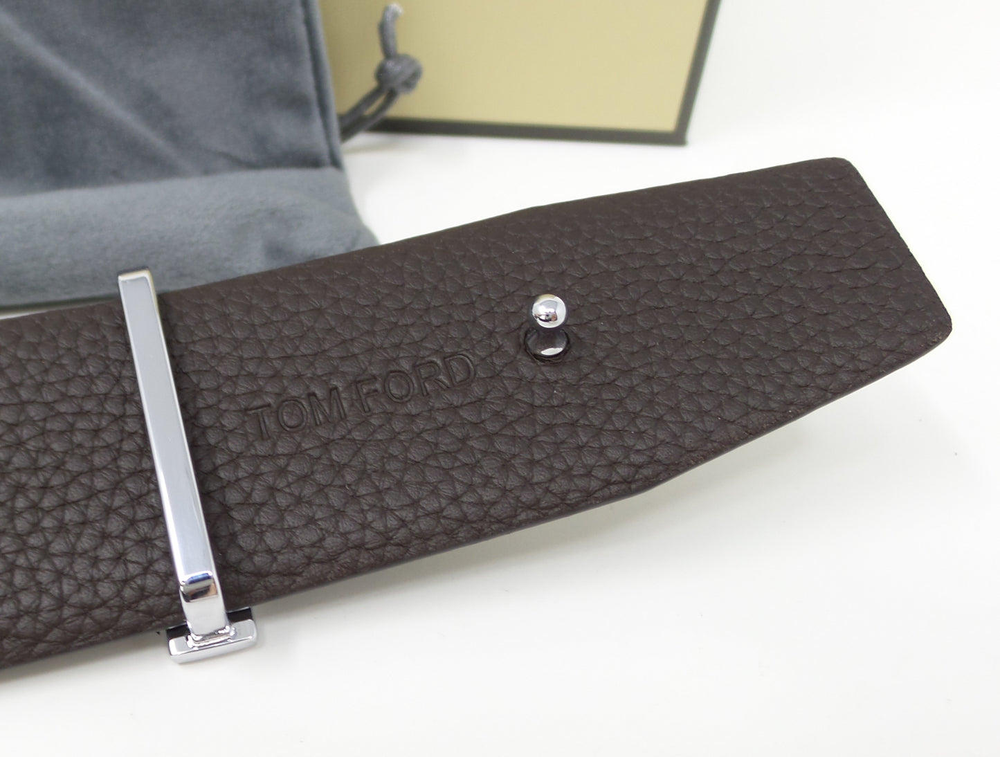 New Soft Grain Leather Reversible Black / Brown Belt With Silver T Buckle