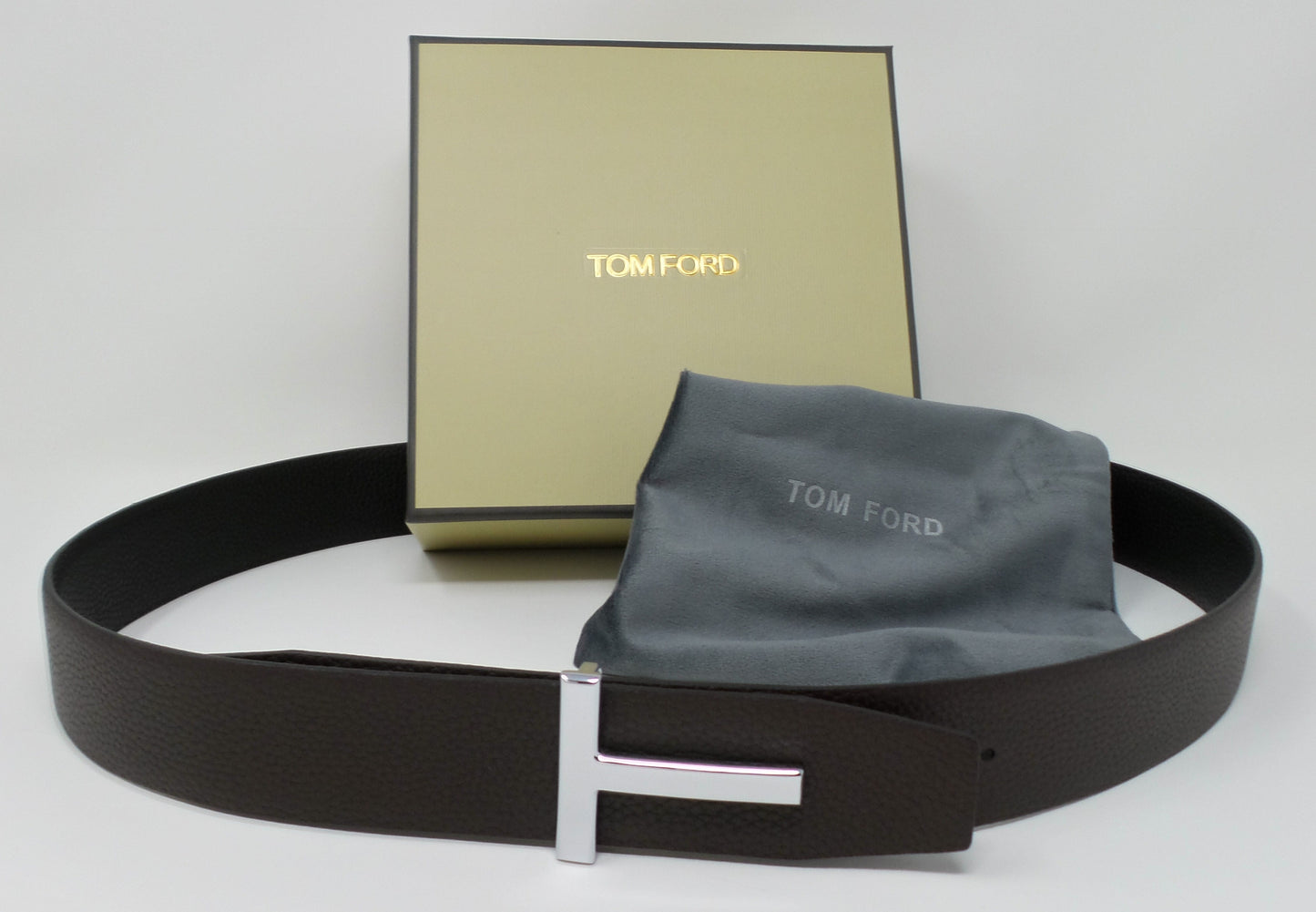 New Soft Grain Leather Reversible Black / Brown Belt With Silver T Buckle