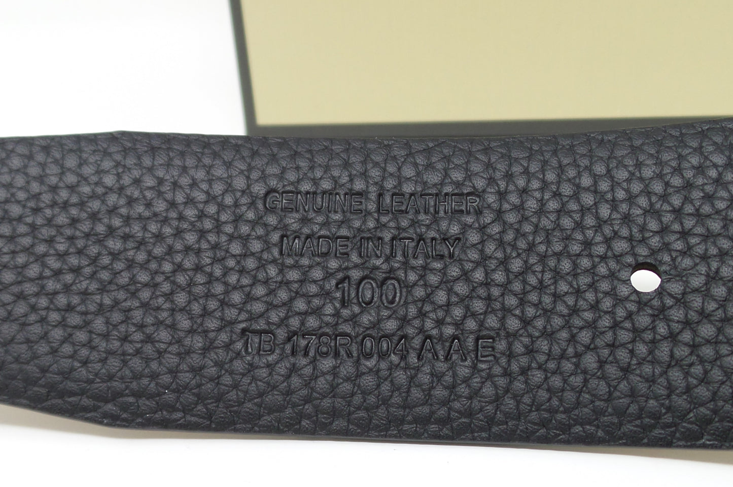 New Soft Grain Leather Reversible Almond / Black Belt With Gold T Buckle