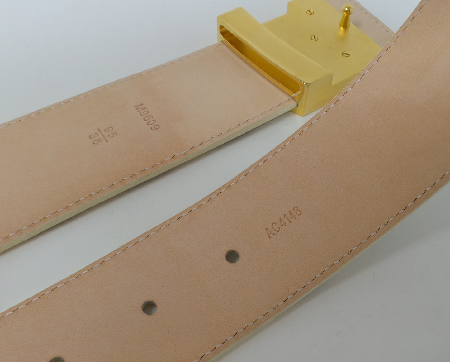 FLASH SALE ITEM White Damier Belt Gold Buckle Size 95