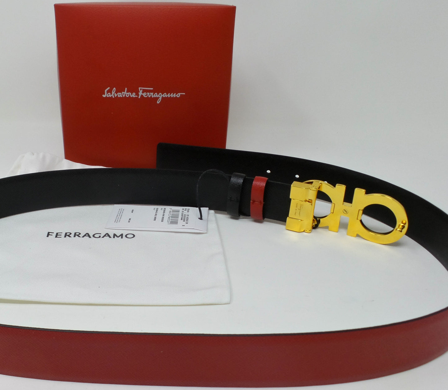Black / Red Reversible And Adjustable Belt Medium Gold Buckle